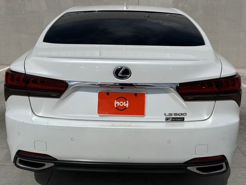 Used 2022 Lexus LS 500 image 4