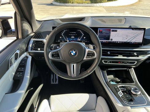 Certified 2024 BMW X5 M60i image 21