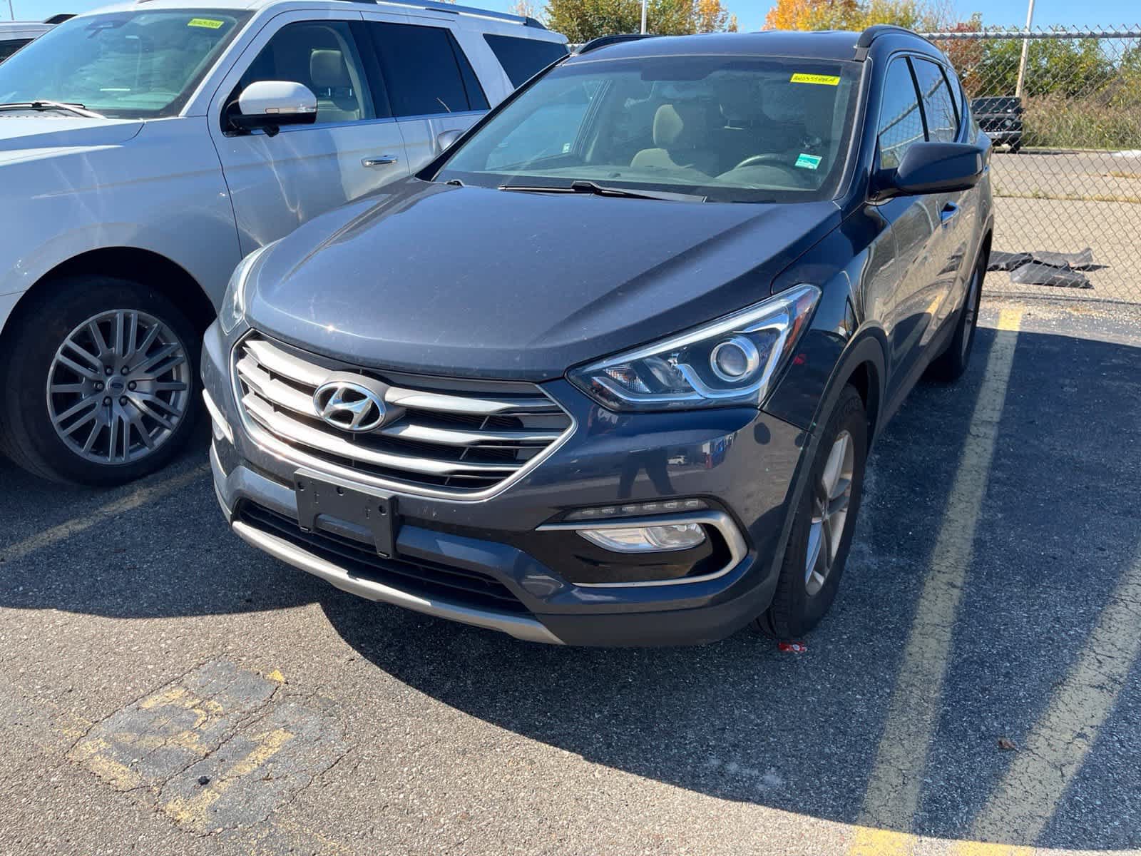 Used 2017 Hyundai Santa Fe Sport AWD/4WD image 4