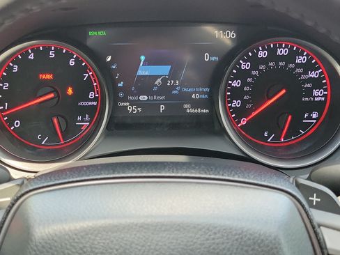 Used 2023 Toyota Camry XSE FWD image 27