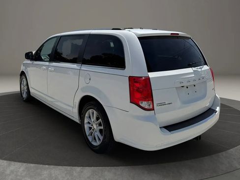 Used 2020 Dodge Grand Caravan SXT FWD image 5