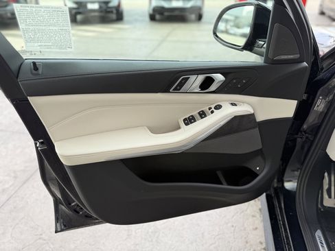 Used 2023 BMW X5 xDrive45e w/ Executive Package image 9