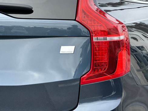 Certified 2023 Volvo XC90 T8 Plus AWD/4WD image 35