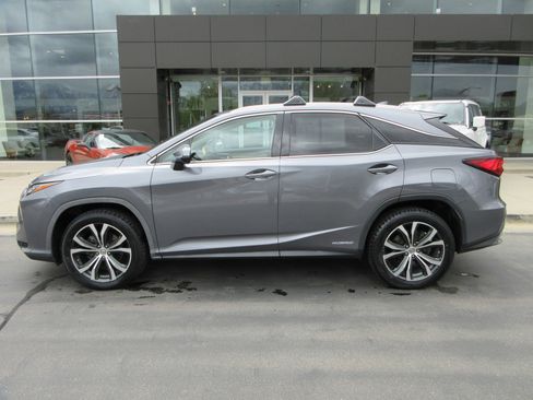 Used 2016 Lexus RX 450h AWD w/ Cold Weather Package image 3