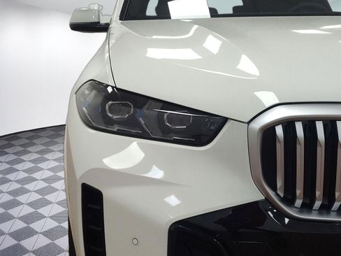 New 2026 BMW X5 xDrive40i w/ M Sport Package image 10