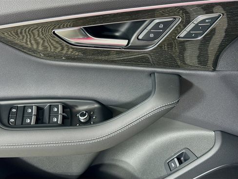 Certified 2025 Audi Q7 3.0T Premium Plus w/ Premium Plus Package image 11