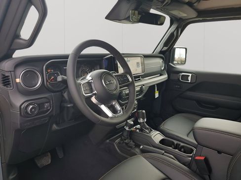 New 2026 Jeep Wrangler Sahara image 28