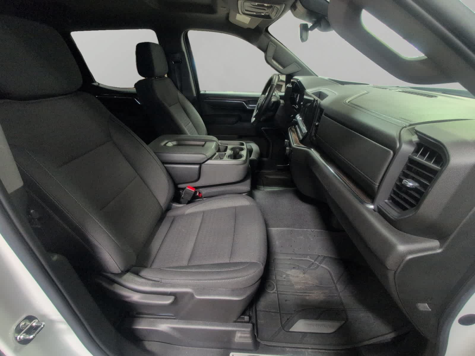 Used 2023 Chevrolet Silverado 1500 RST AWD/4WD image 15