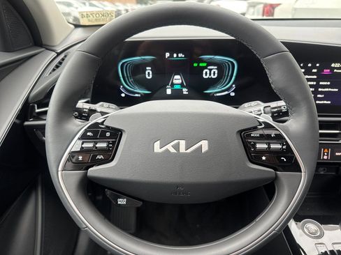 New 2026 Kia Niro SX image 23