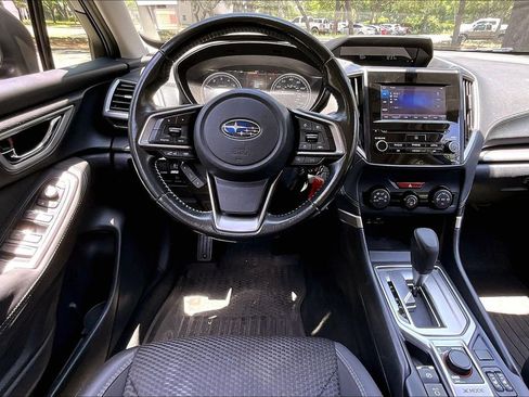 Used 2019 Subaru Forester Premium AWD/4WD image 8