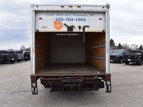 Used 2016 GMC Savana 3500 image 13