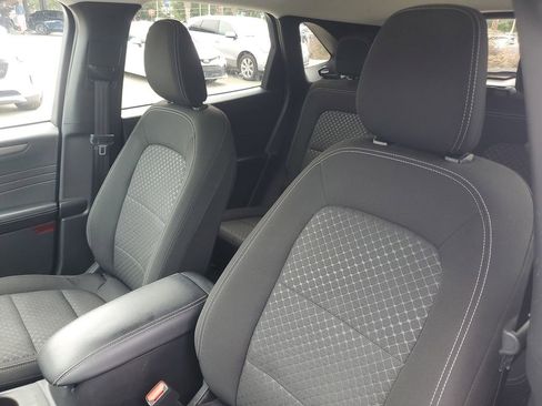 Used 2023 Ford Escape Active image 16