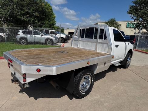 Used 2017 RAM 3500 Tradesman w/ Chrome Appearance Group AWD/4WD image 28