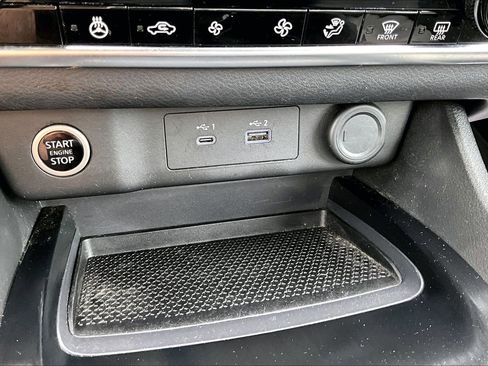 Used 2021 Nissan Rogue S FWD image 32