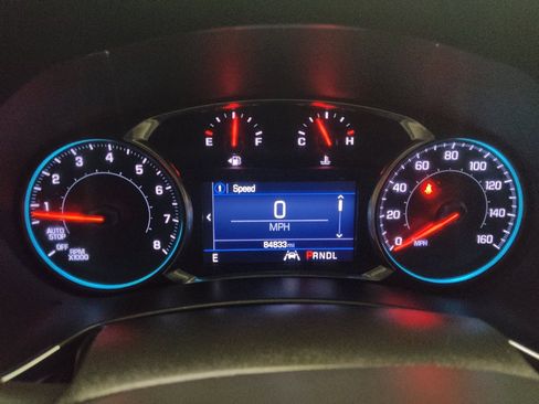 Used 2021 Chevrolet Equinox LT FWD image 23