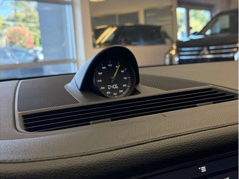 Used 2018 Porsche Panamera 4 AWD/4WD image 16