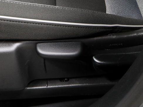 Used 2025 Chevrolet TrailBlazer LT image 23