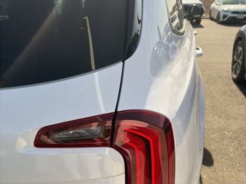 Used 2021 Kia Telluride SX w/ SX Prestige Package AWD/4WD image 6