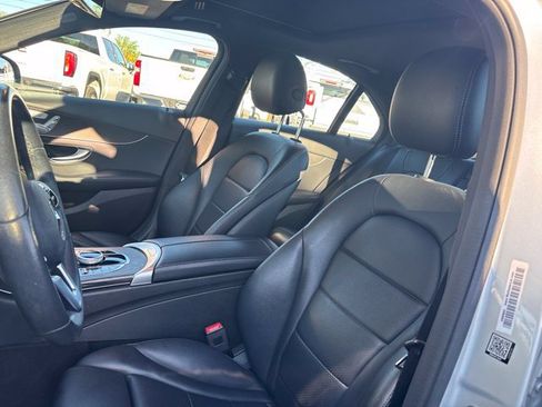 Used 2020 Mercedes-Benz C 300 Sedan image 11