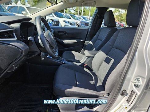 Used 2024 Toyota Corolla LE image 6