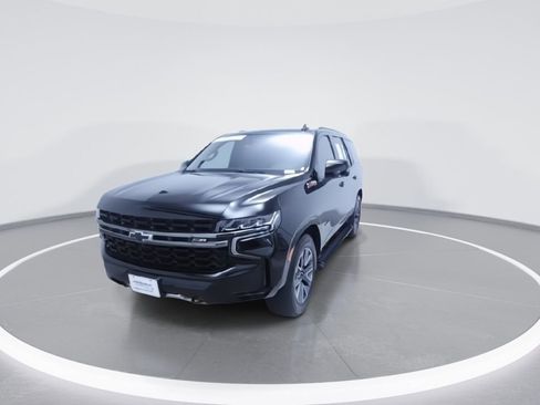 Used 2022 Chevrolet Tahoe Z71 w/ Z71 Off-Road Package AWD/4WD image 3