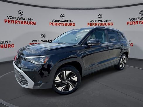 New 2026 Volkswagen Taos SE AWD/4WD image 1