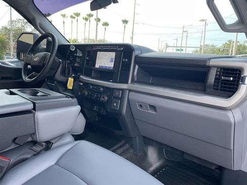 Used 2024 Ford F350 XL w/ FX4 Off-Road Package AWD/4WD image 16