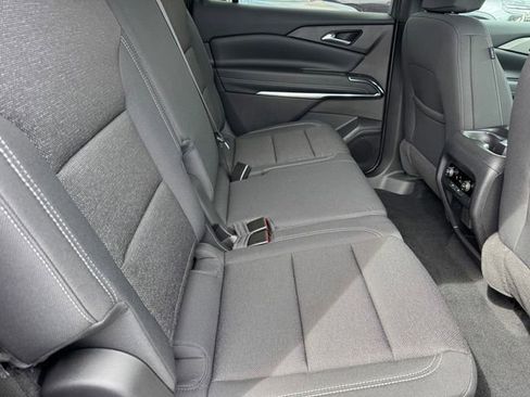 New 2026 Chevrolet Traverse LT w/ Driver Confidence Package FWD image 9