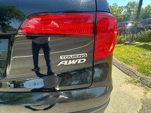 Used 2016 Honda Pilot Touring image 7