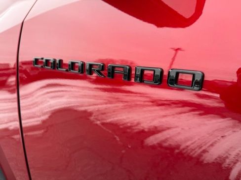 Used 2023 Chevrolet Colorado ZR2 w/ ZR2 Convenience Package III image 12