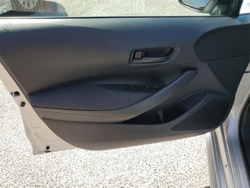 Used 2022 Toyota Corolla LE image 16