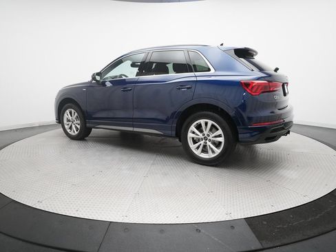 Certified 2025 Audi Q3 2.0T Premium Plus w/ Premium Plus Package AWD/4WD image 11