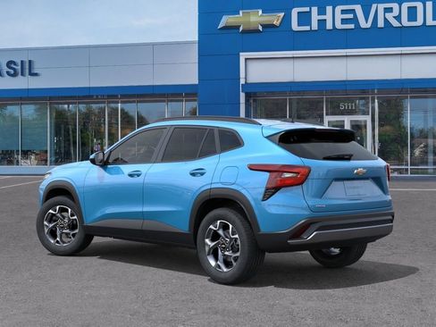 New 2026 Chevrolet Trax LT FWD image 3