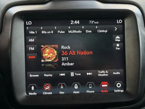 Used 2019 Jeep Renegade Latitude w/ UConnect 8.4 Nav Group image 52