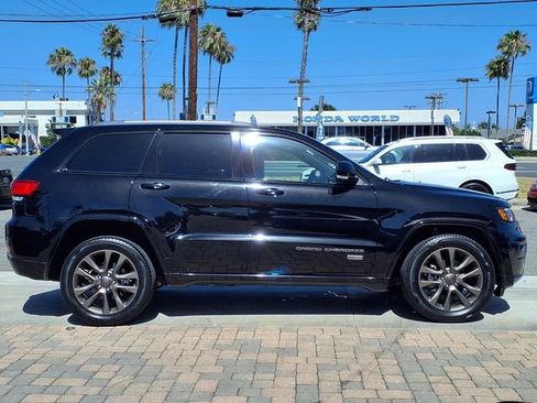 Used 2017 Jeep Grand Cherokee Limited 75th Anniversary AWD/4WD image 5