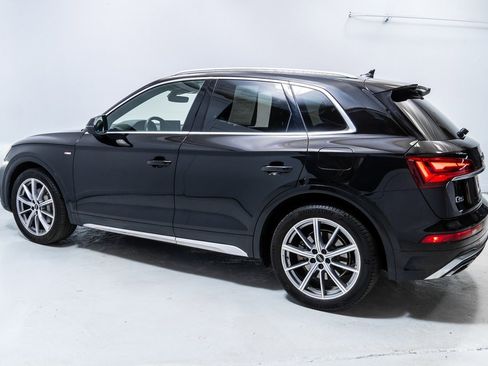 Used 2021 Audi Q5 e Premium Plus w/ Premium Plus Package image 2