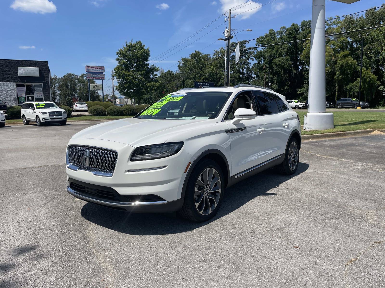 Certified 2023 Lincoln Nautilus Reserve w/ Luxury Package AWD/4WD image 7