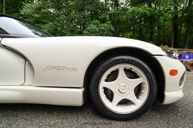 Used 1996 Dodge Viper RT/10 RWD image 11