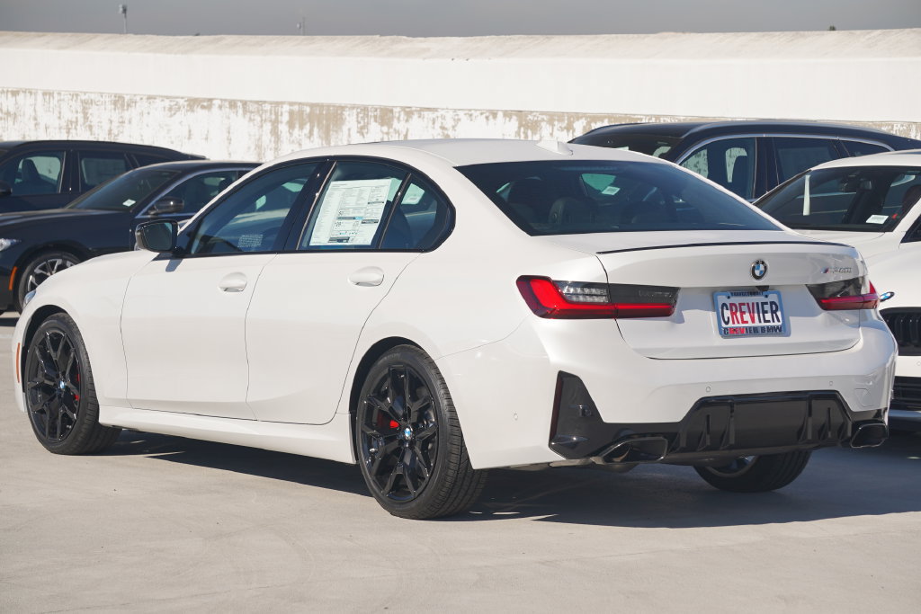 Used 2026 BMW M340i Sedan w/ Premium Package RWD image 7