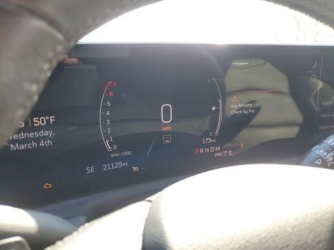 Certified 2024 Cadillac XT4 Sport image 11