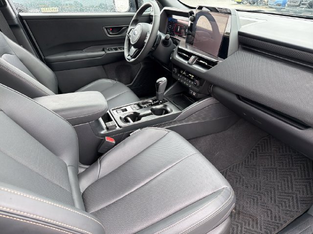 Used 2026 Subaru Outback Limited AWD/4WD image 24