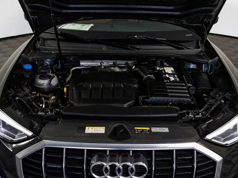 Used 2024 Audi Q3 2.0T Premium image 46