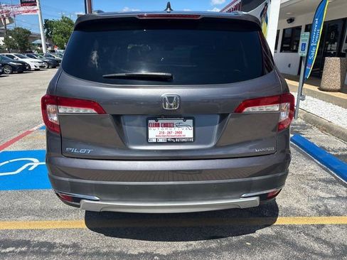 Used 2021 Honda Pilot Touring image 4