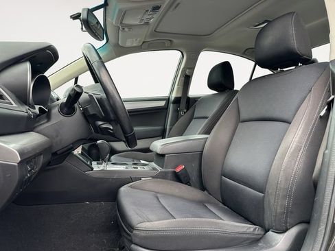 Used 2016 Subaru Legacy 2.5i Premium w/ Moonroof Package AWD/4WD image 11