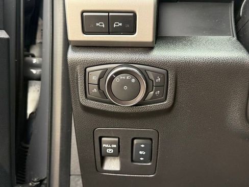 Used 2018 Ford F150 Lariat AWD/4WD image 28