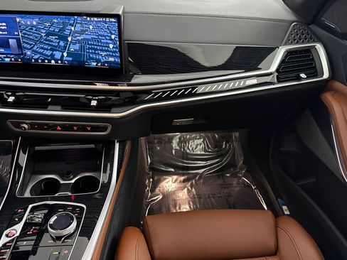 Used 2024 BMW X7 M60i w/ Executive Package AWD/4WD image 30