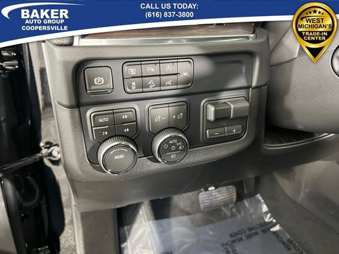 New 2026 Chevrolet Suburban Premier w/ Sun And Tow Package AWD/4WD image 23