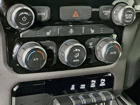 Used 2023 RAM 1500 Big Horn AWD/4WD image 24