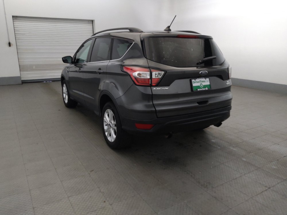 Used 2018 Ford Escape SE w/ SE Sync 3 Package FWD image 5