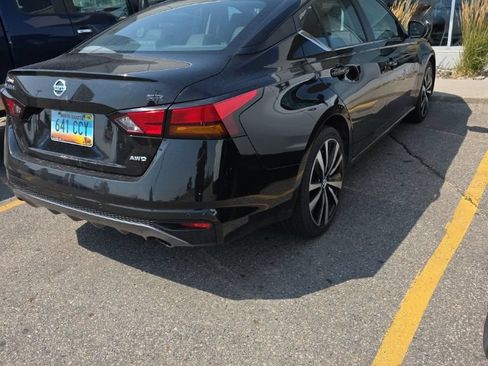 Used 2021 Nissan Altima 2.5 SR AWD/4WD image 4